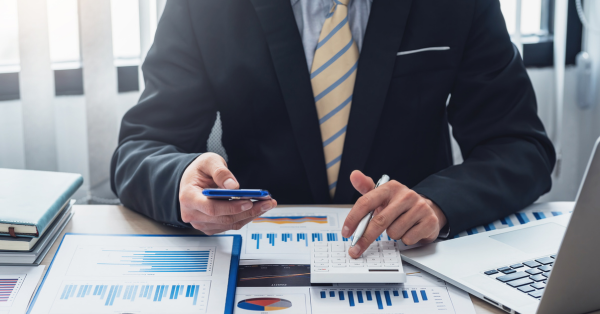Responsable Administratif et Financier,la formation